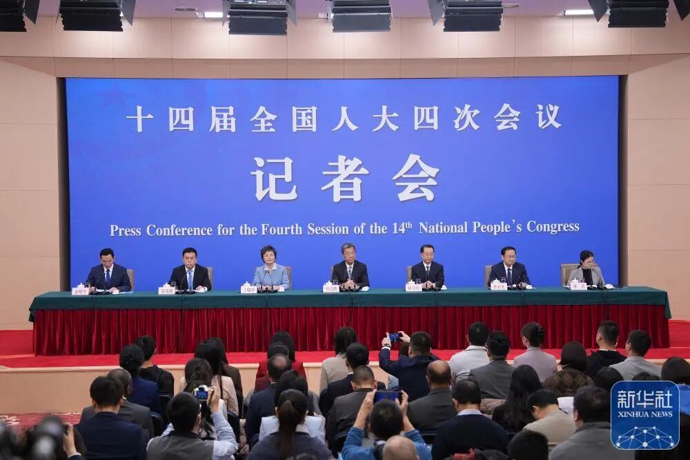 教育部重磅部署！華舜陽采聚焦校園安全，護航成長每一步